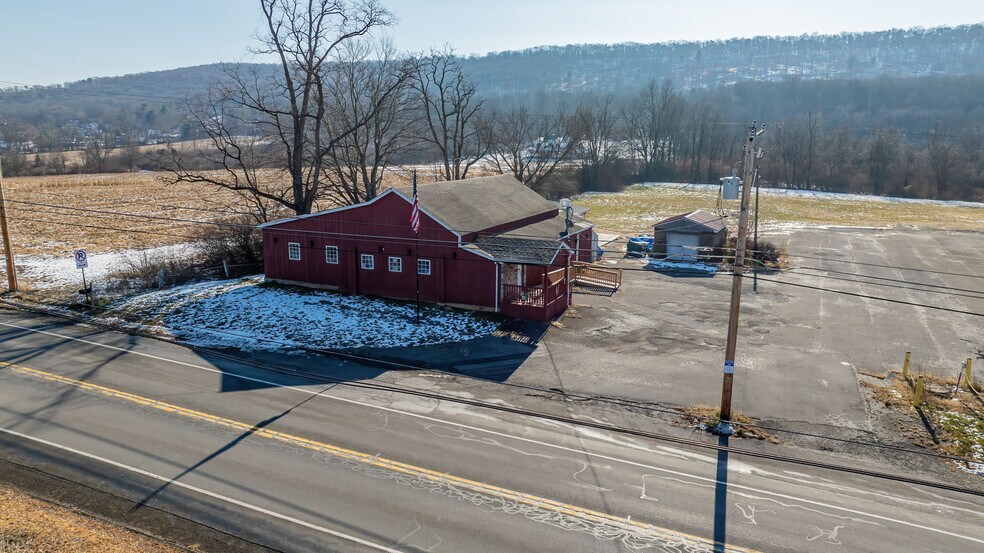 More Photos Of 173 Liberty Valley Rd, Danville Flex For Sale