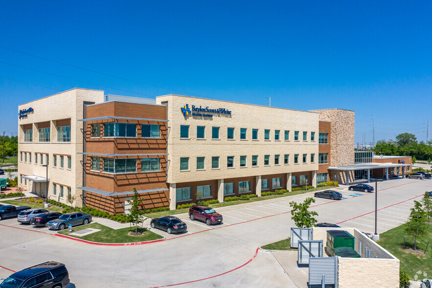 Primary Photo Of 7217 W Telecom Pky, Garland Medical For Lease