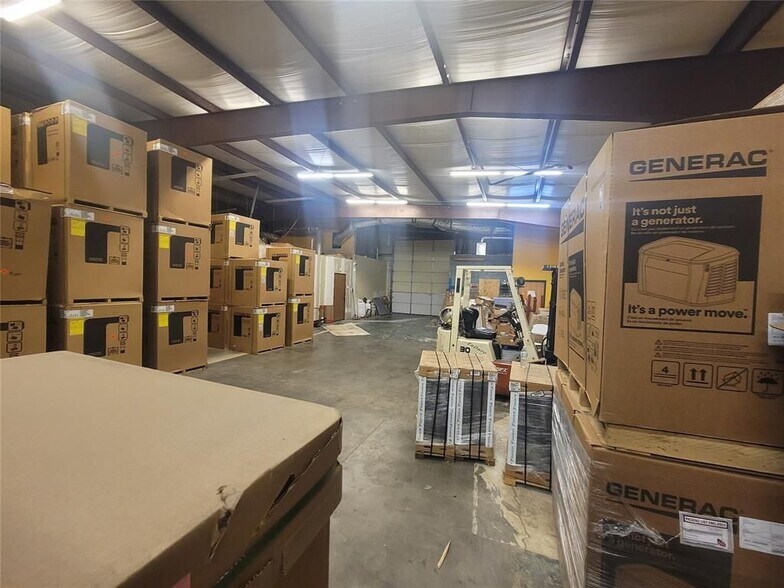 More Photos Of 912 Messenger Ln, Moore Warehouse For Sale