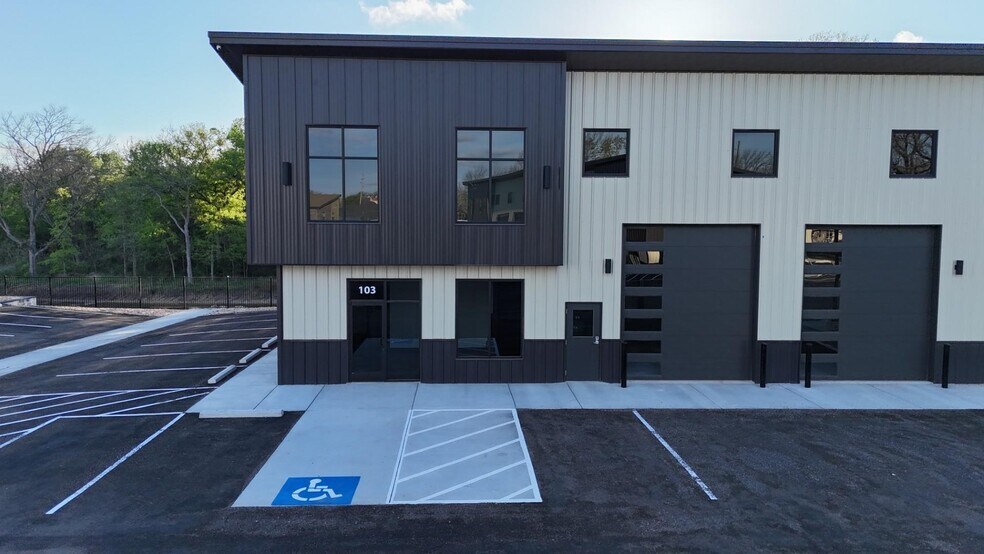 More Photos Of 2720 Ranger Hwy, Weatherford Unknown For Lease