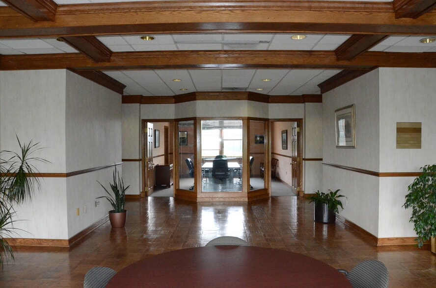 More Photos Of 235 Alpha Dr, Pittsburgh Office For Lease