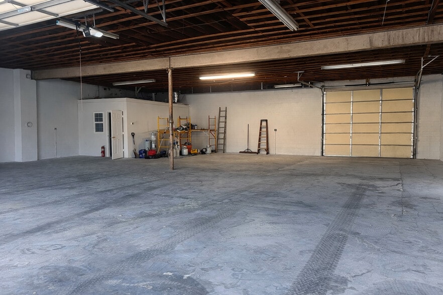 More Photos Of 1048 Patton Ave, Asheville Storefront For Lease