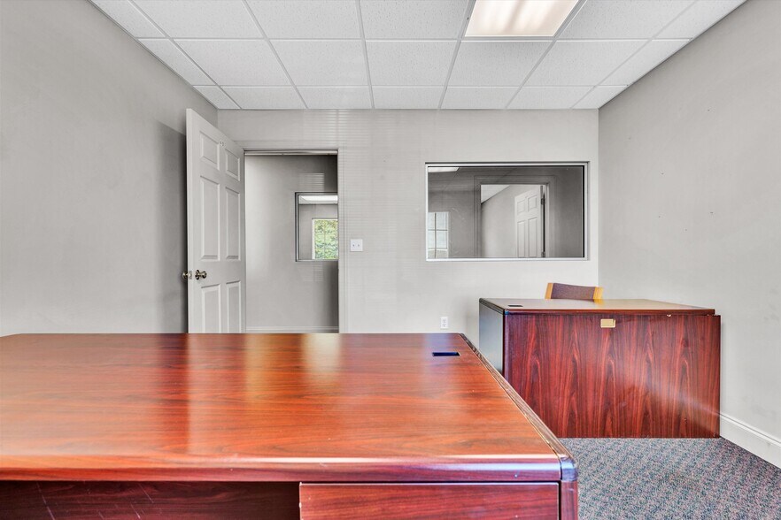 More Photos Of 180 Amt Tech Dr, Rocky Mount Medical For Sale