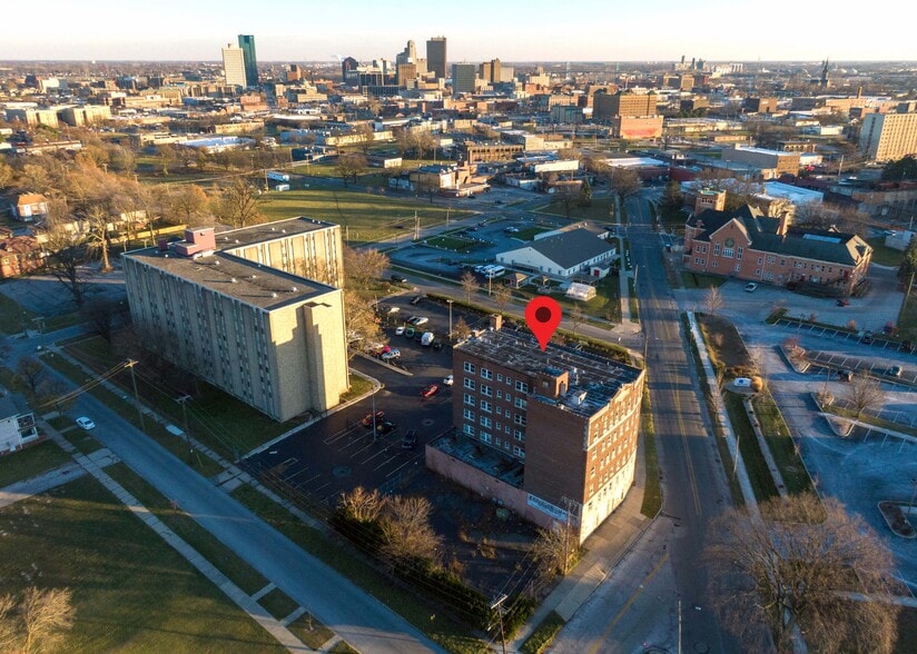 More Photos Of 2044 Fulton St, Toledo Apartments For Sale