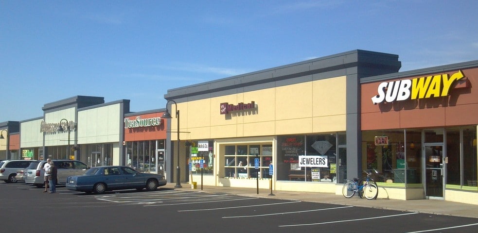 Primary Photo Of 2900-2955 Pentagon Dr, Saint Anthony Storefront For Lease