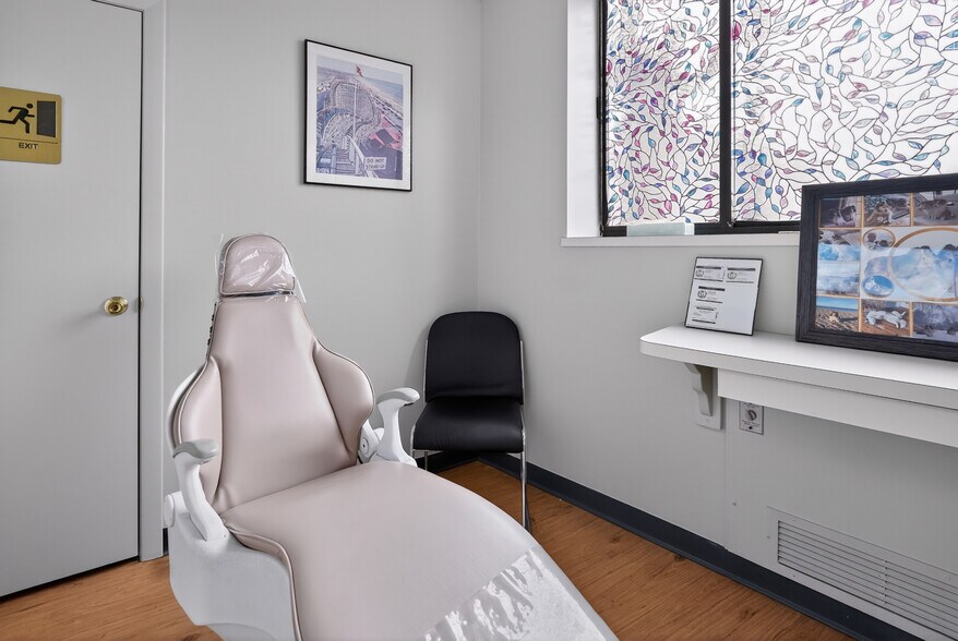 More Photos Of 7 Foster St, Revere Medical For Sale
