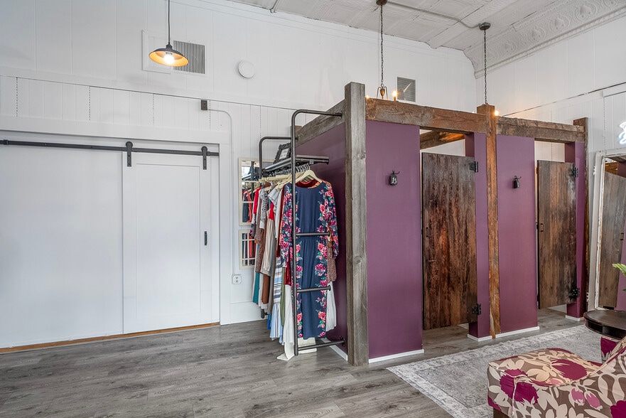 More Photos Of 308 Main St, Polson General Retail For Sale