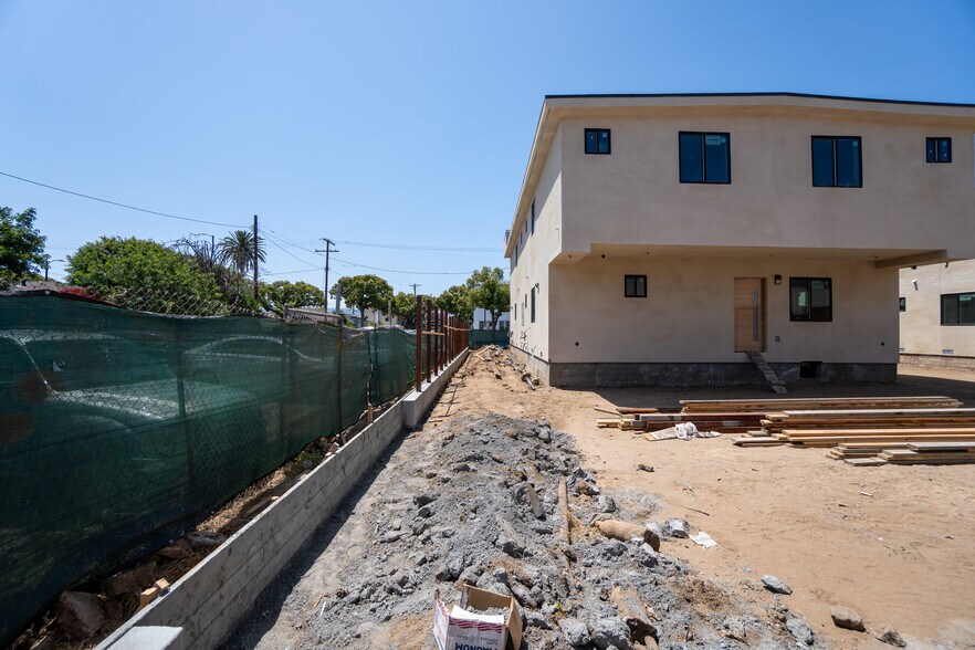 More Photos Of 906 Lakme ave, Wilmington Apartments For Sale
