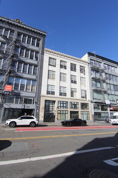 More Photos Of 982 Mission St, San Francisco Loft Creative Space For Lease