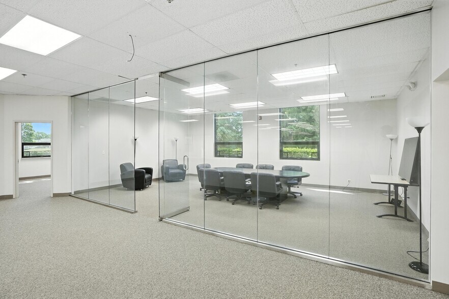More Photos Of 8130 River Dr, Morton Grove Warehouse For Sale