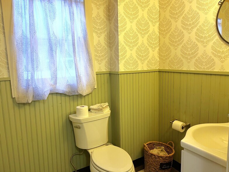 More Photos Of 4560 Main St, Pequot Lakes General Retail For Sale