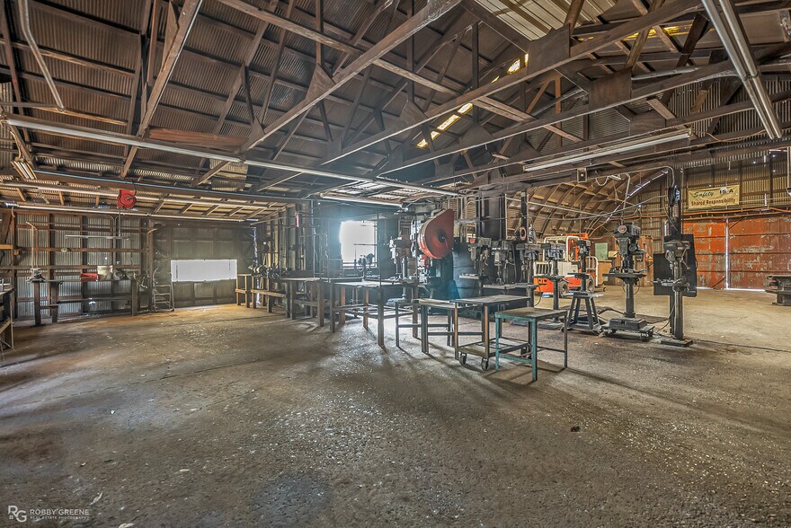 More Photos Of 1326 East St, Minden Industrial For Sale