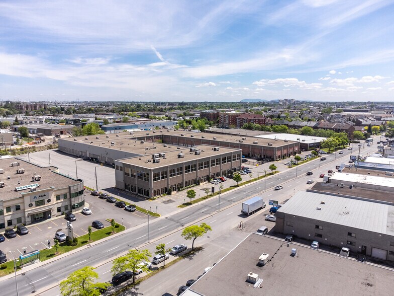 Primary Photo Of 9175-9225 Boul Langelier, Montréal Warehouse For Lease