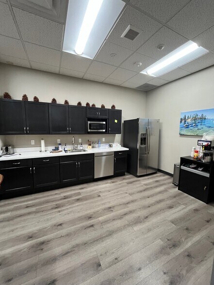 More Photos Of 5365 Reno Corporate Dr, Reno Office For Lease