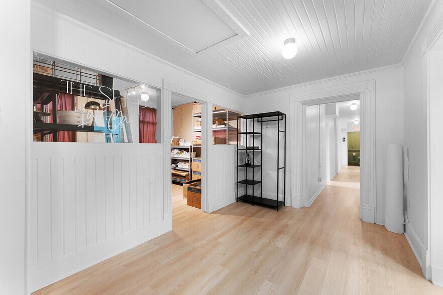 More Photos Of 110-112 S Bois D'arc St, Forney Storefront Retail Office For Sale