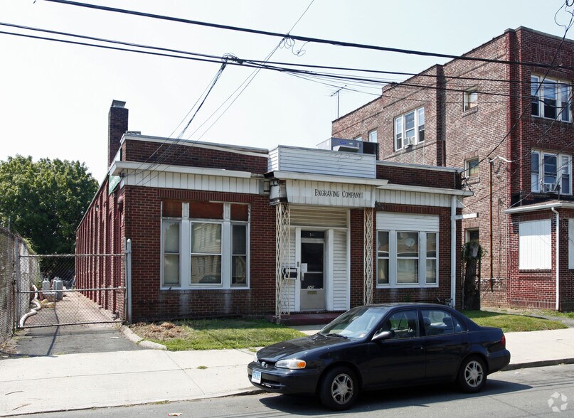 Primary Photo Of 745 Hancock Ave, Bridgeport Warehouse For Lease