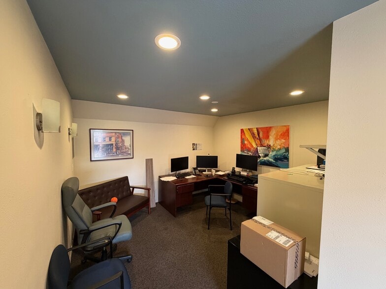 More Photos Of 4406 Bayard St, San Diego Office For Lease