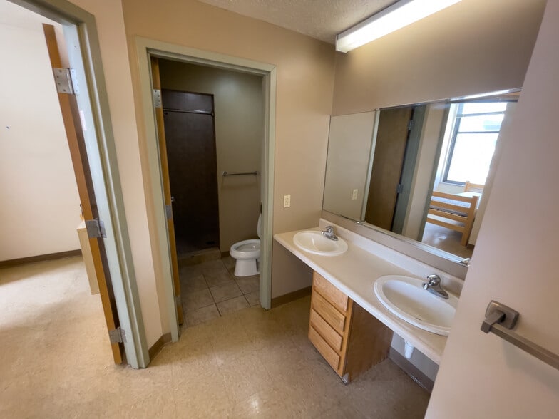 More Photos Of 341 4th Ave, Pittsburgh Apartments For Sale