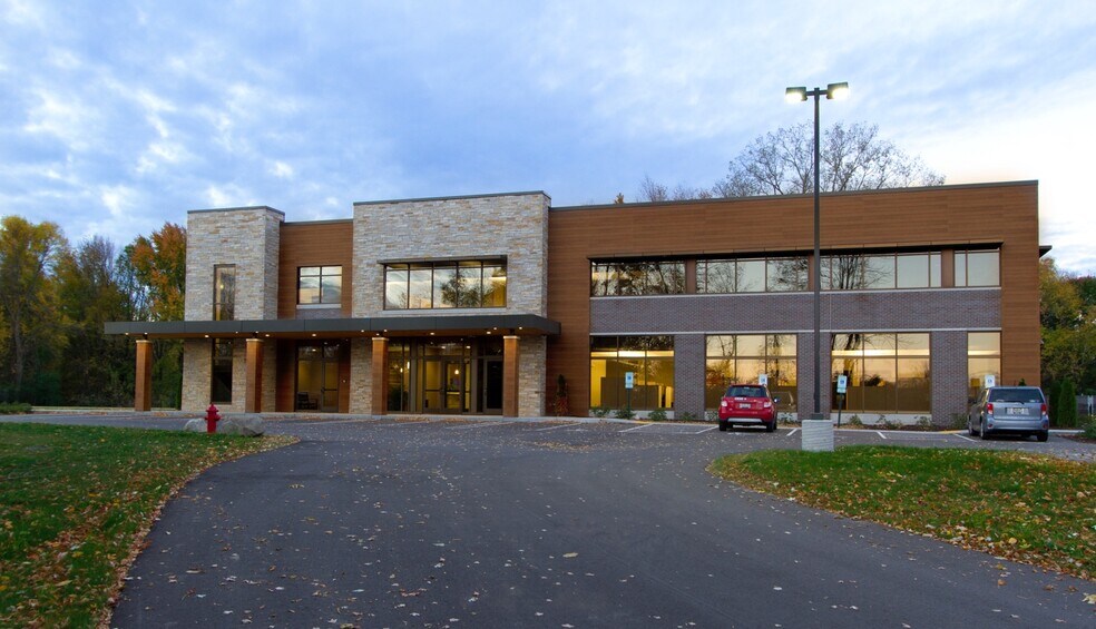 More Photos Of N25W23645 Watertown Rd, Waukesha Office For Sale