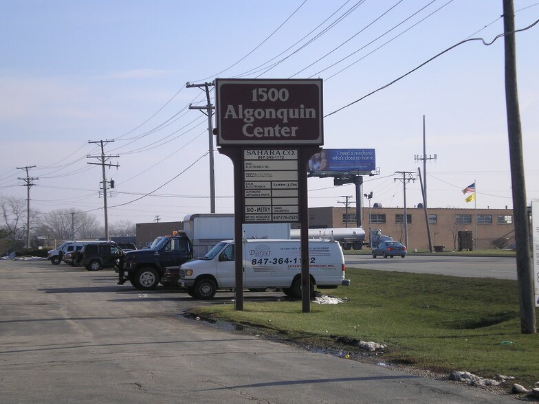More Photos Of 1500-1534 E Algonquin Rd, Arlington Heights Warehouse For Lease