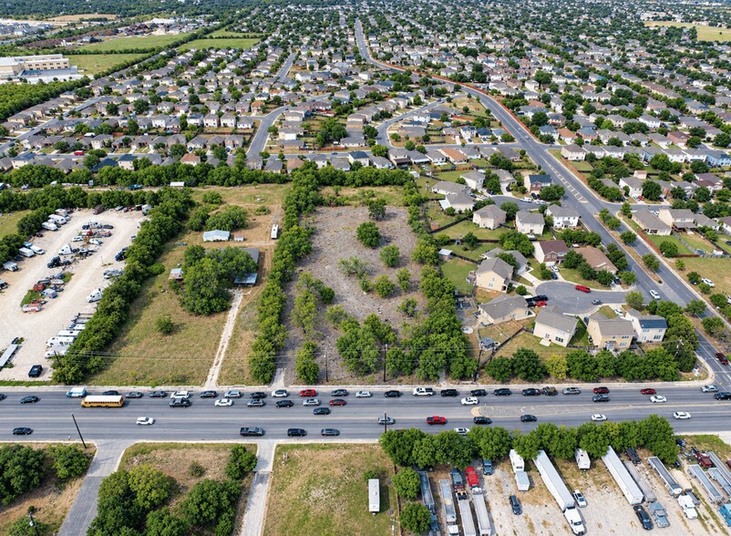 More Photos Of 11235 Shaenfield rd, San Antonio Land For Sale