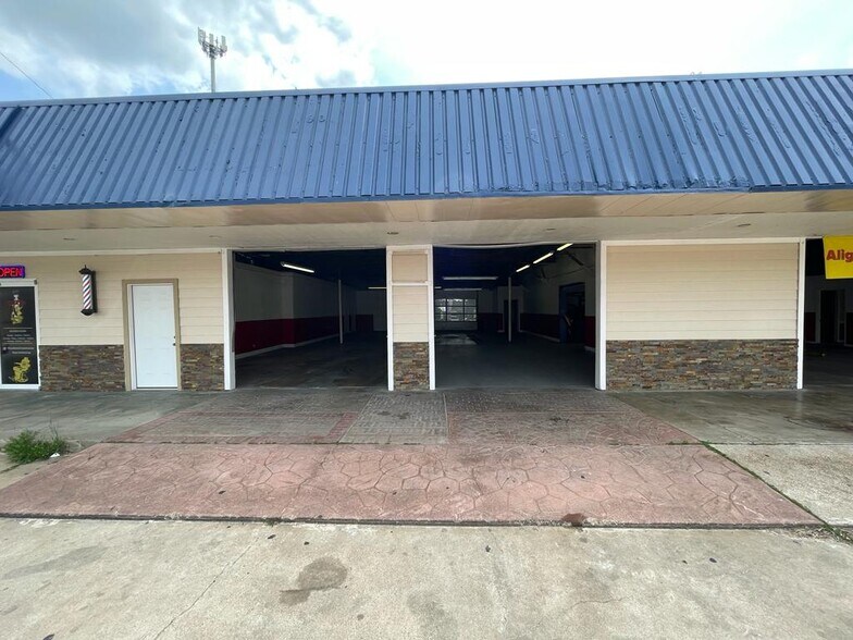 Primary Photo Of 2116 Fry Rd, Houston Auto Repair For Lease