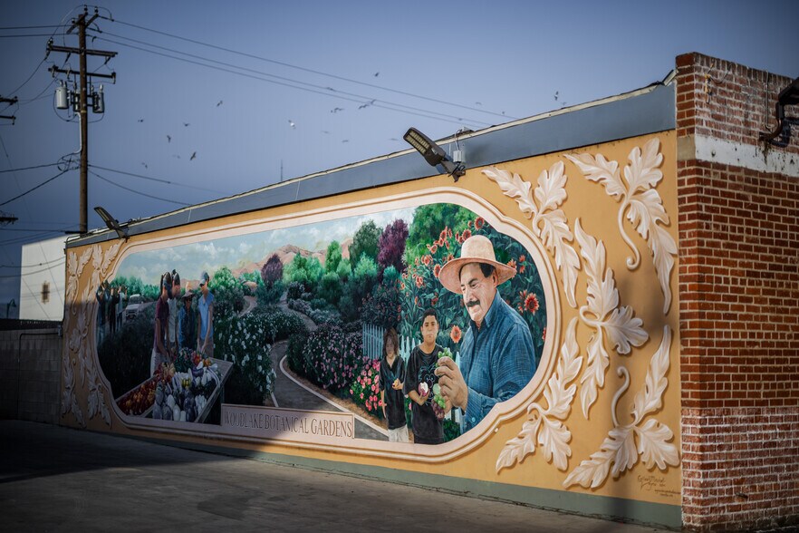 More Photos Of 405 S Acacia St, Woodlake Warehouse For Sale