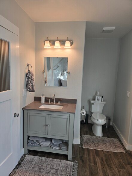 More Photos Of 18896 Grangeville Blvd, Lemoore Specialty For Sale