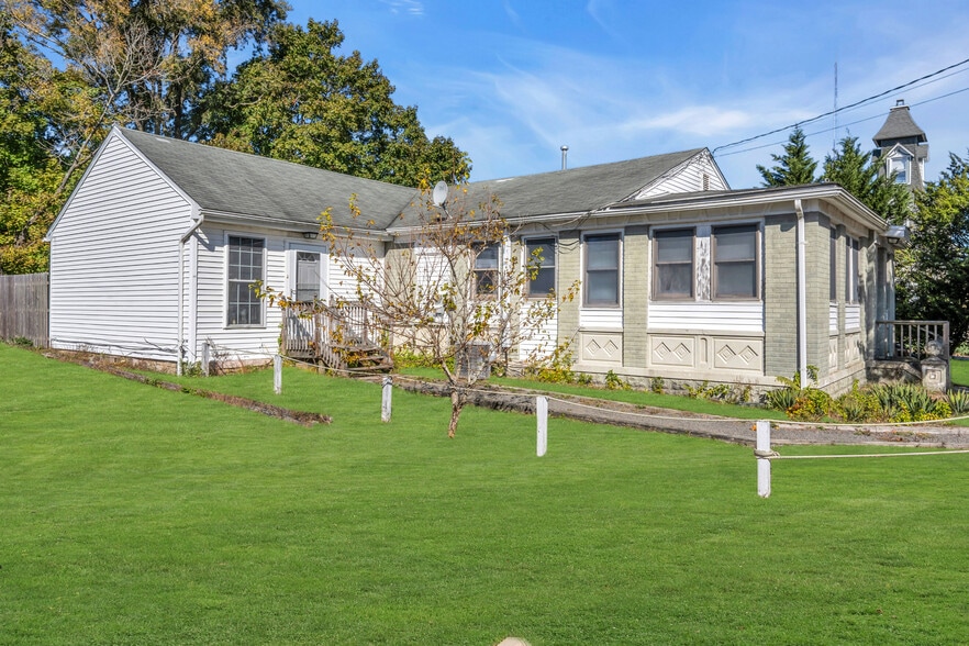 More Photos Of 387 Route 9, Eagleswood Township Storefront For Sale