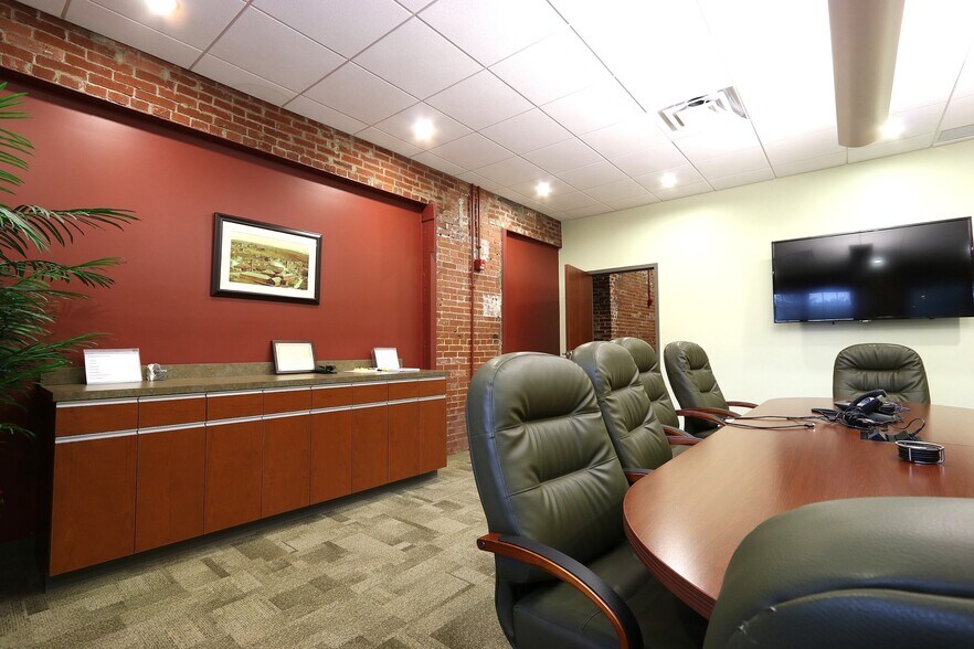 More Photos Of 100-256 Match Factory Pl, Bellefonte Medical For Lease