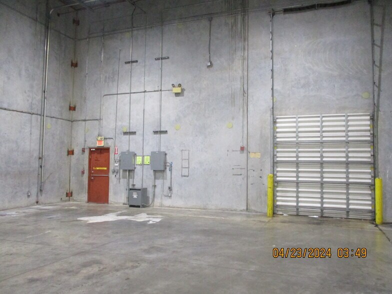 More Photos Of 59 SW 12th Ave, Dania Beach Warehouse For Lease