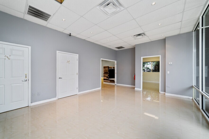 More Photos Of 1921 Central Florida Pky, Orlando Unknown For Lease