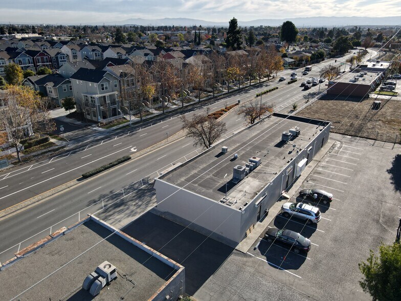 More Photos Of 40919-40931 Grimmer Blvd, Fremont Freestanding For Sale