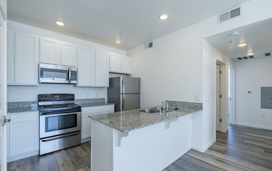 More Photos Of 1125 Avenue of the Oaks, Sparks Apartments For Lease