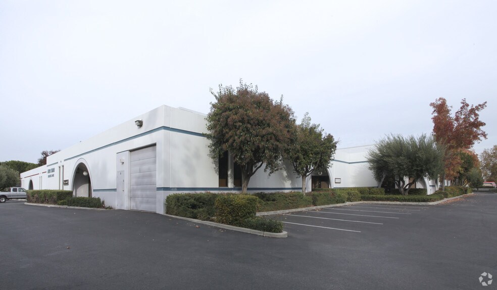 More Photos Of 1190 Miraloma Way, Sunnyvale Warehouse For Lease