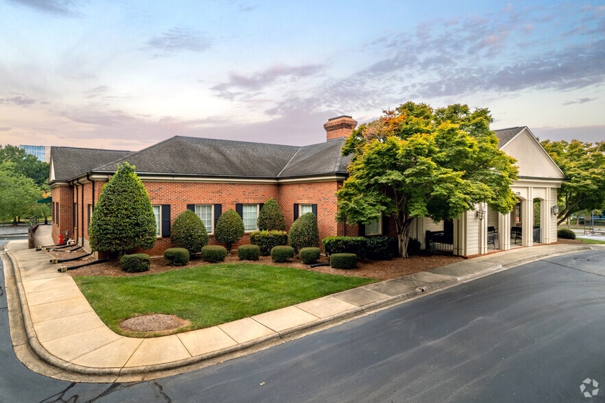 Primary Photo Of 125 Baldwin Ave, Charlotte Medical For Lease