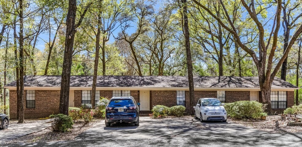 More Photos Of 8640 Jernigan Rd, Pensacola Apartments For Sale