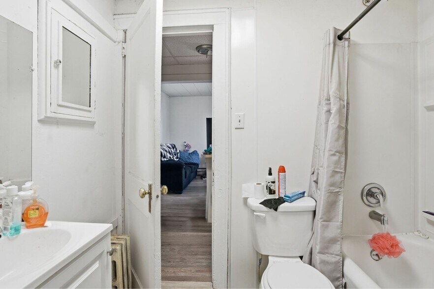 More Photos Of 7 Tremont Ave, Binghamton Apartments For Sale