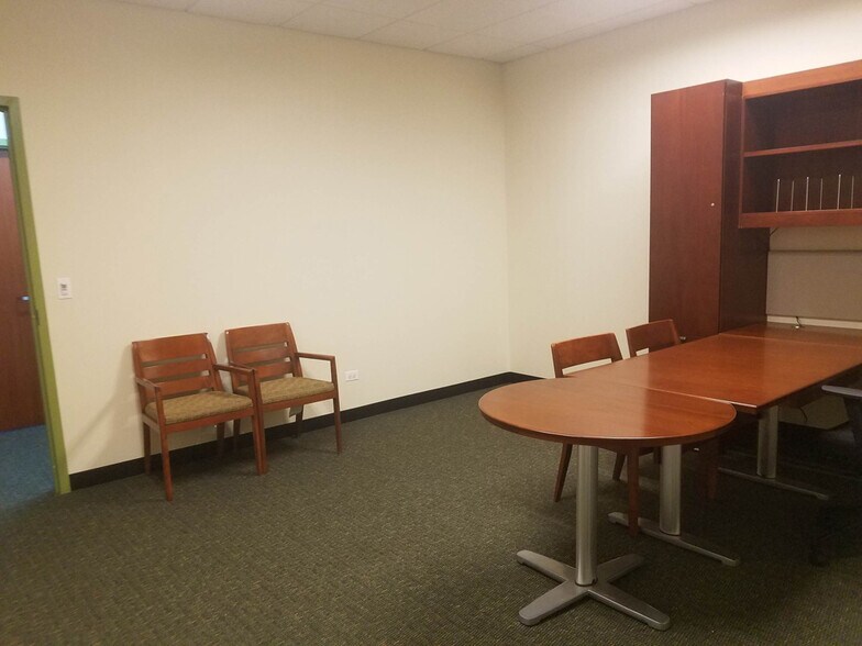 More Photos Of 1455 S Barrington Rd, Barrington Self Storage For Lease