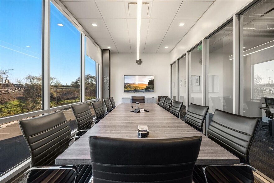 More Photos Of 1629 Main St, Redwood City Office For Lease