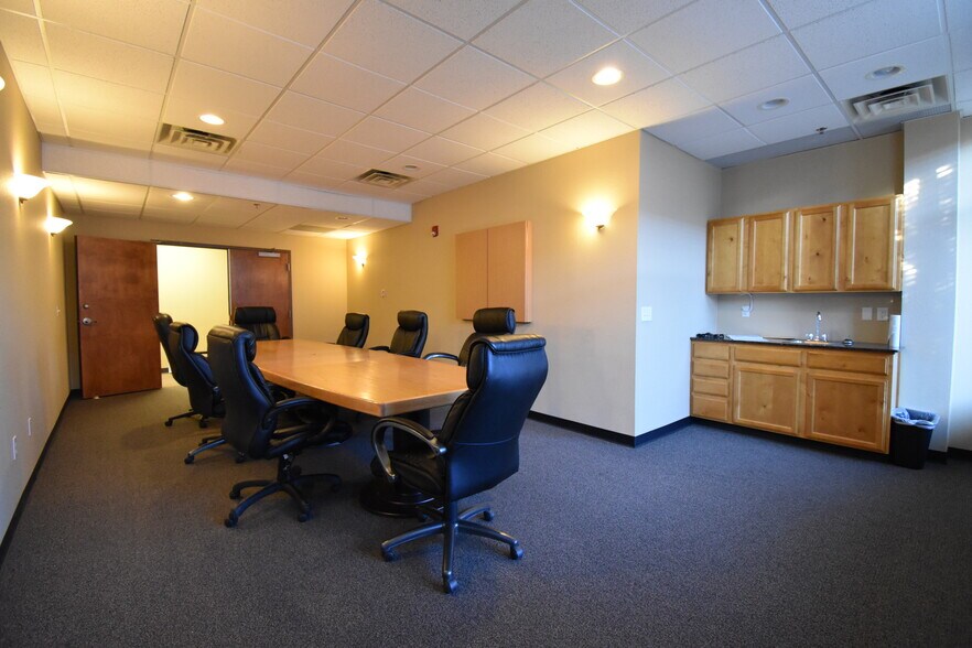 More Photos Of 8010 S County Rd 5, Windsor Office For Lease