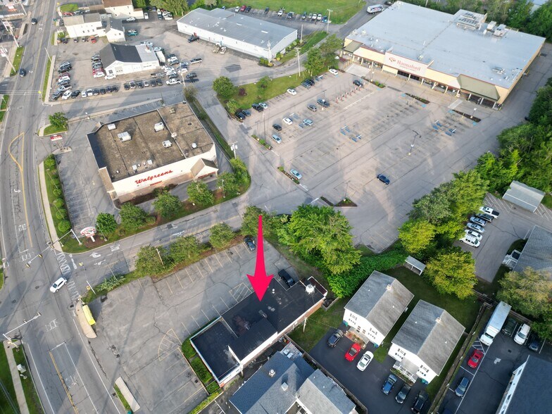 More Photos Of 644 Lafayette Rd, Hampton Freestanding For Sale