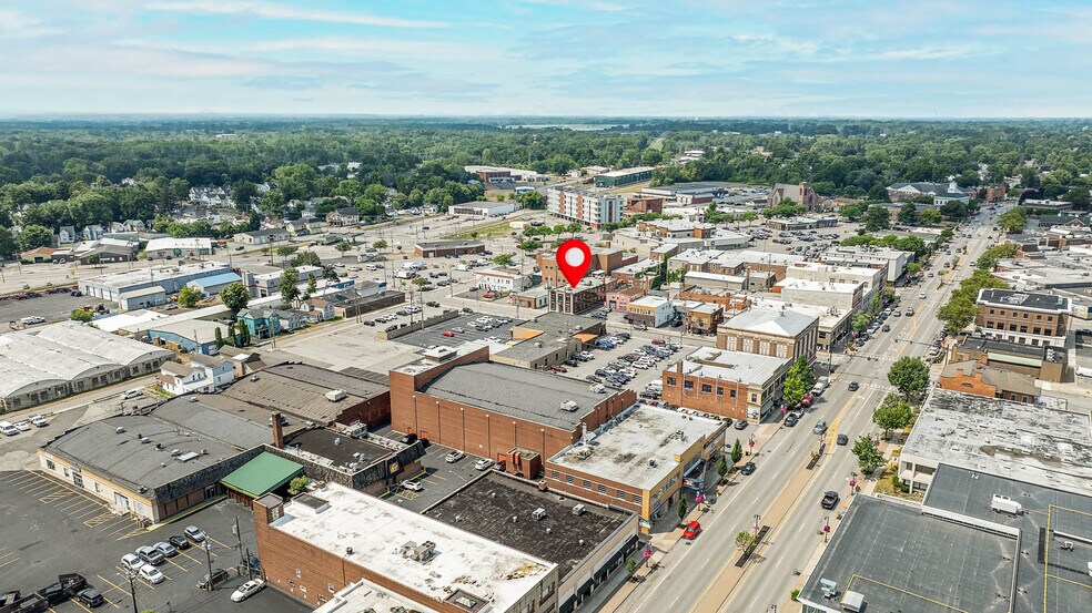 More Photos Of 20 Center St, Batavia Restaurant For Sale