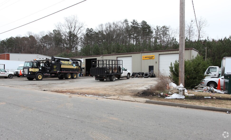 More Photos Of 300 Maltbie Industrial Dr, Lawrenceville Light Distribution For Lease