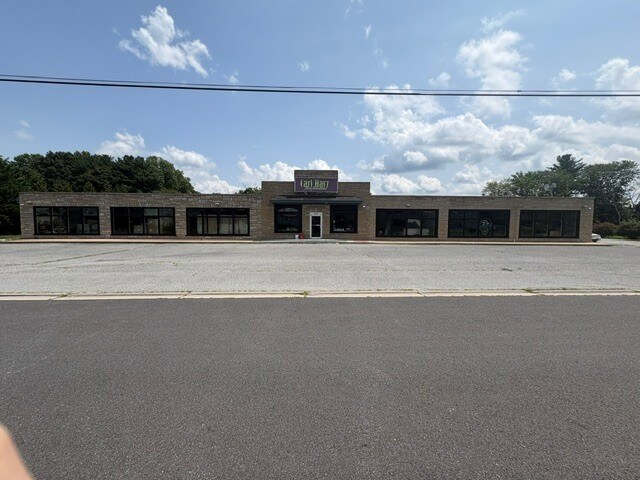 Primary Photo Of 424 Broad St, Elmer Freestanding For Sale