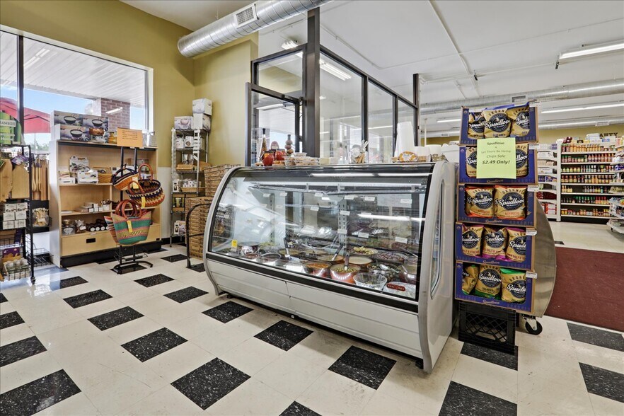 More Photos Of 306 Springfield Ave, Urbana Storefront Retail Office For Sale