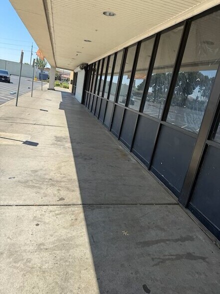 More Photos Of 8001 West Ln, Stockton General Retail For Sale