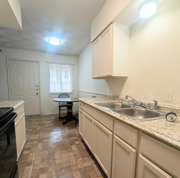 More Photos Of 4810 Gaston Ave, Dallas Apartments For Sale