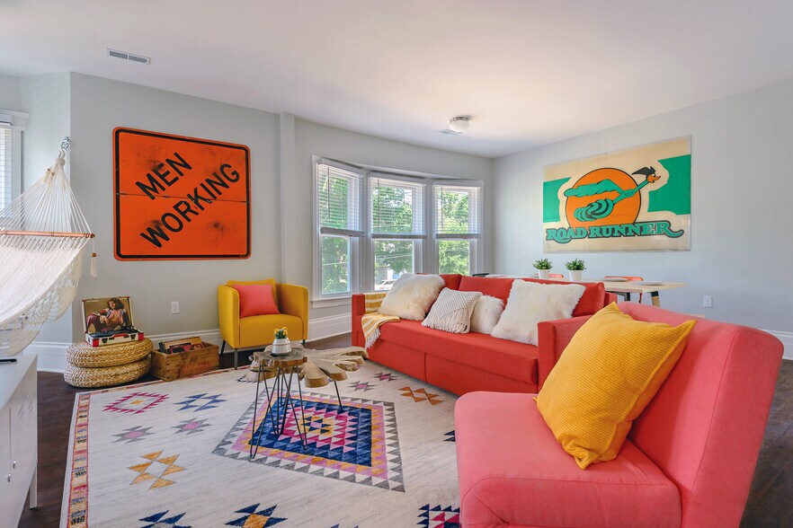 More Photos Of 8116 Kercheval St, Detroit Apartments For Sale