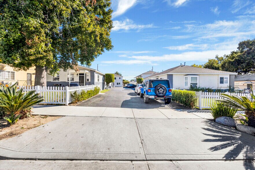 Primary Photo Of 260 E Providencia Ave, Burbank Apartments For Sale